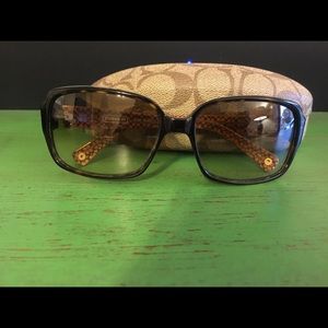 Coach Eva Sunglasses (tortoise)